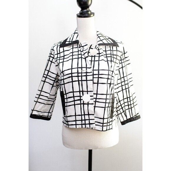Sherry Taylor Jackets & Blazers - Sherry Taylor Women's Black and White Blazer missing button Small Geometric